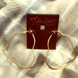 💫heart hoop earrings💫